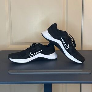 Nike WearAllDay Sneakers – Black/White – Women’s 9.5